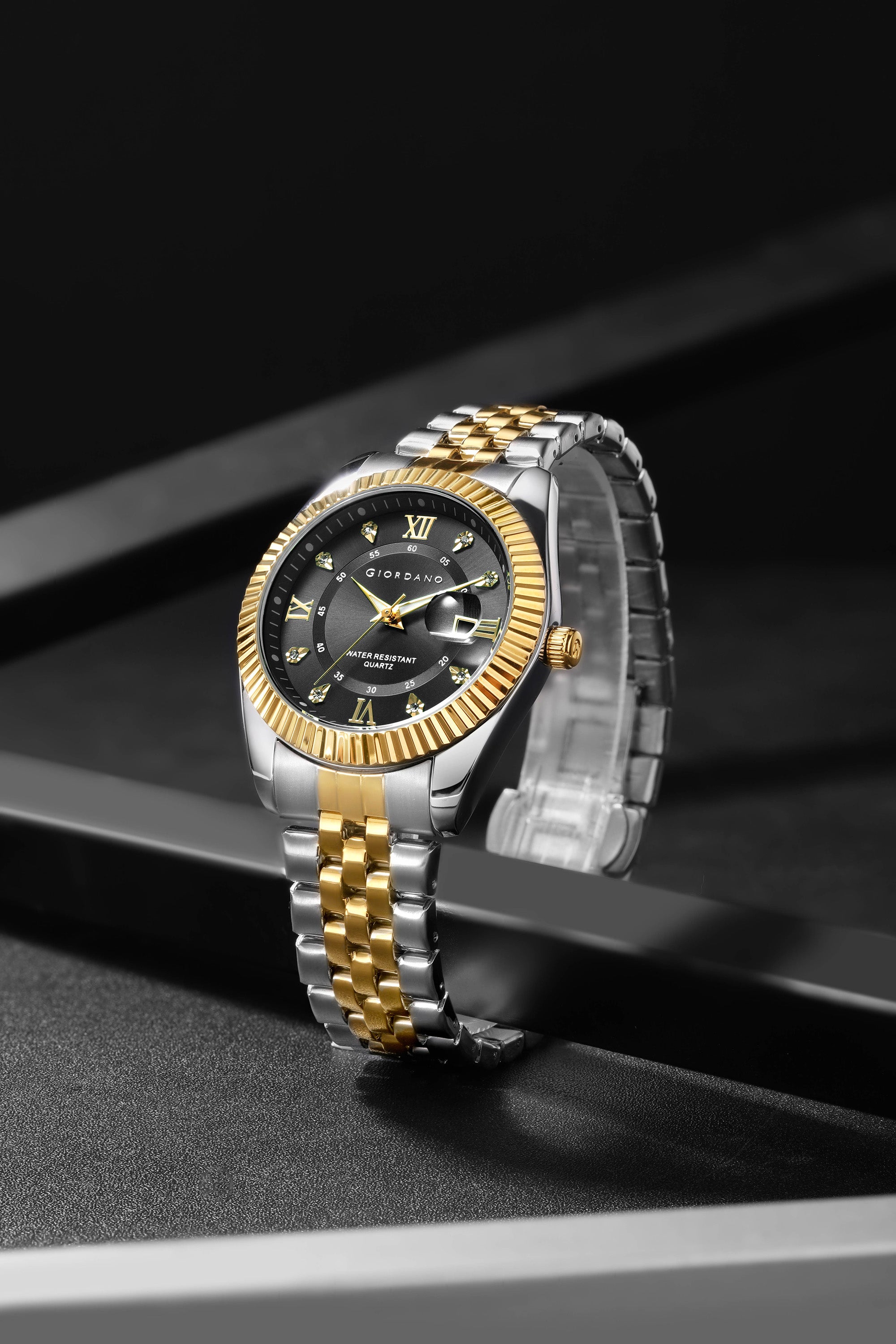 Giordano Analog Watch For Men - Dual-Tone Stainless Steel Strap, Crystal Indices And Fluted Bezel GZ-50139-66