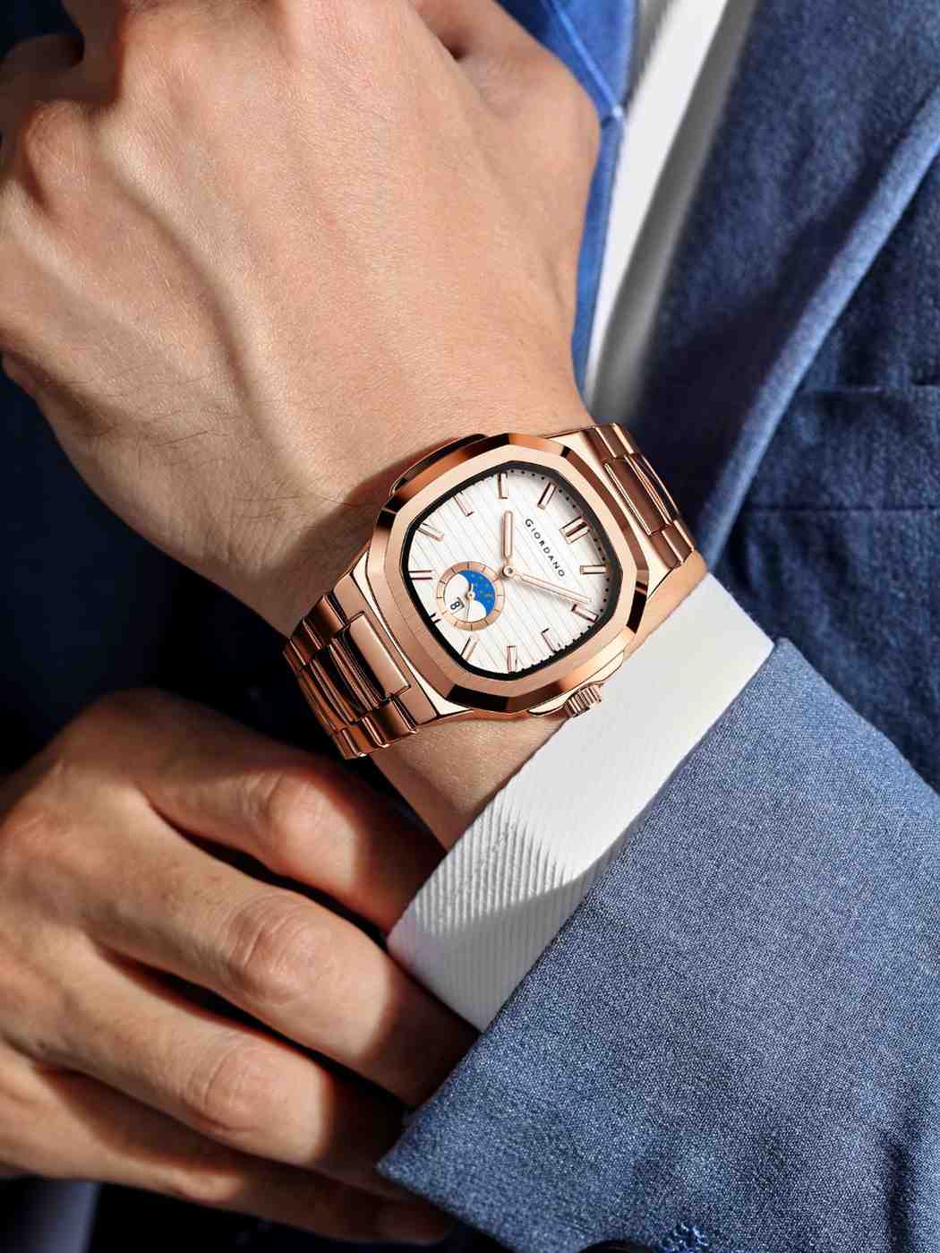 GIORDANO Analog Watch for Men – Classic Moon Phase Design with Textured Dial, Durable Stainless Steel Strap, and Date Display - GZ-50179-33