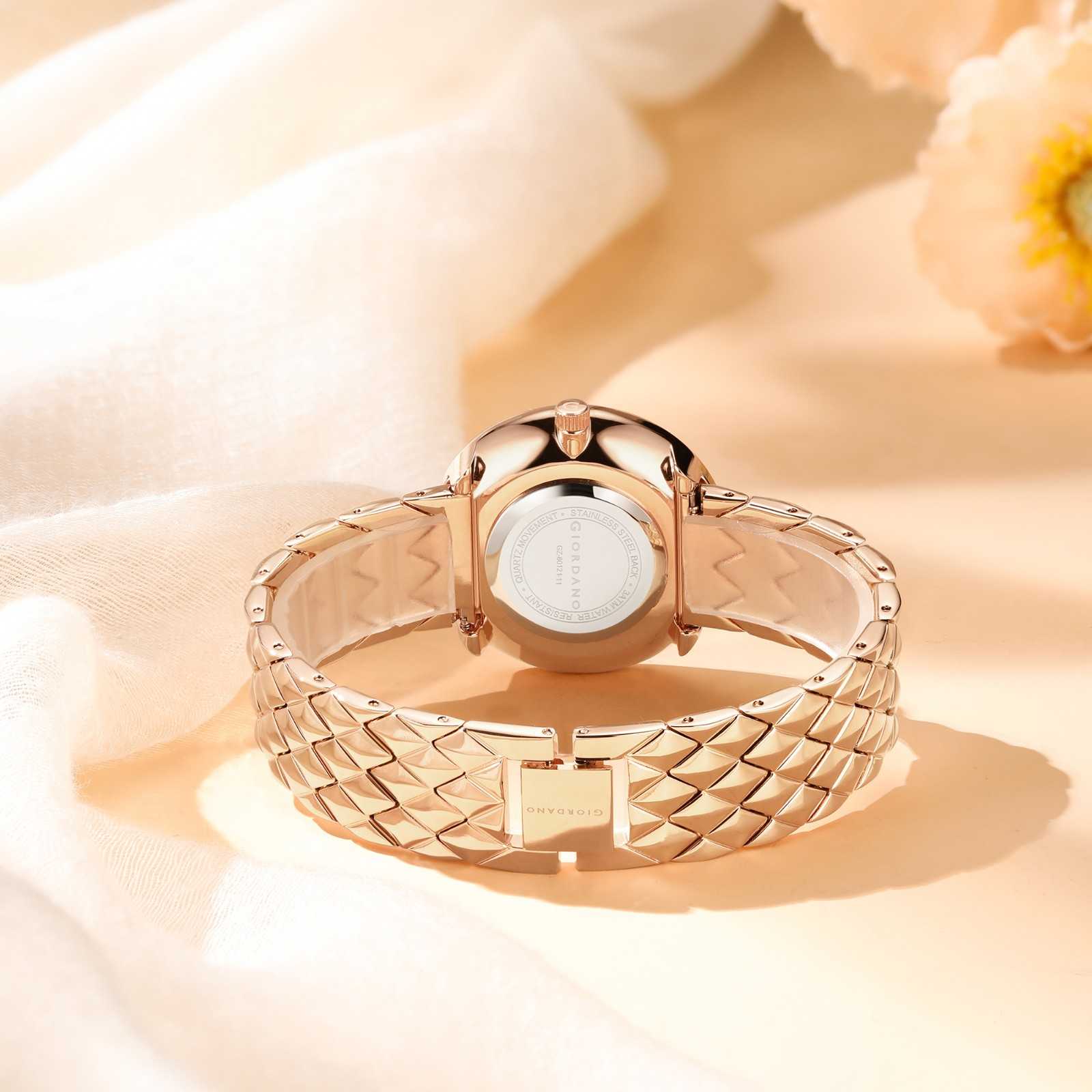 Giordano Elegant Analoge Watch for Women - Unique Rounded-Square Dial, Roman Numeral Dial, Date Display and Textured Stainless Steel Strap | GZ-60121-11