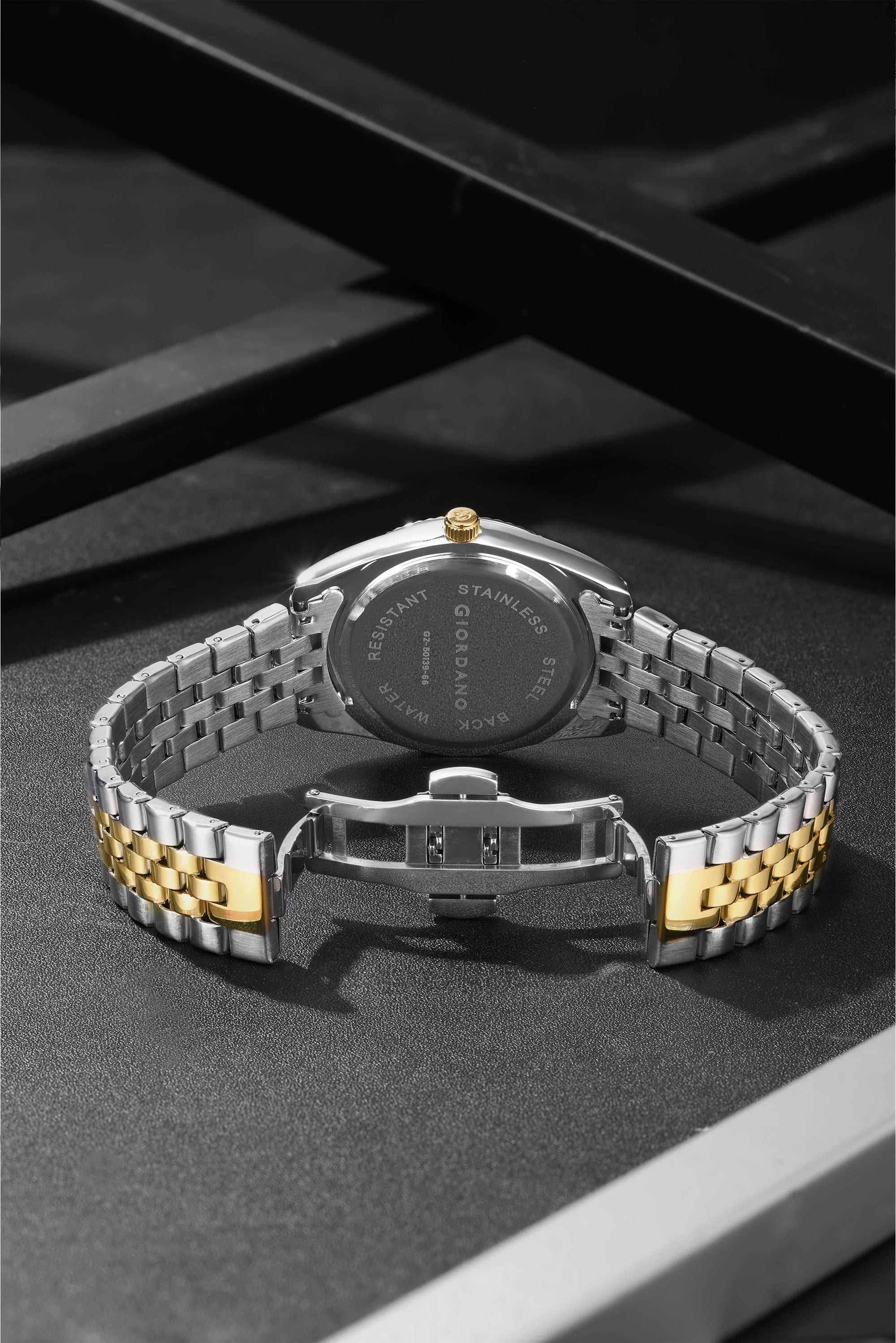 Giordano Analog Watch For Men - Dual-Tone Stainless Steel Strap, Crystal Indices And Fluted Bezel GZ-50139-66