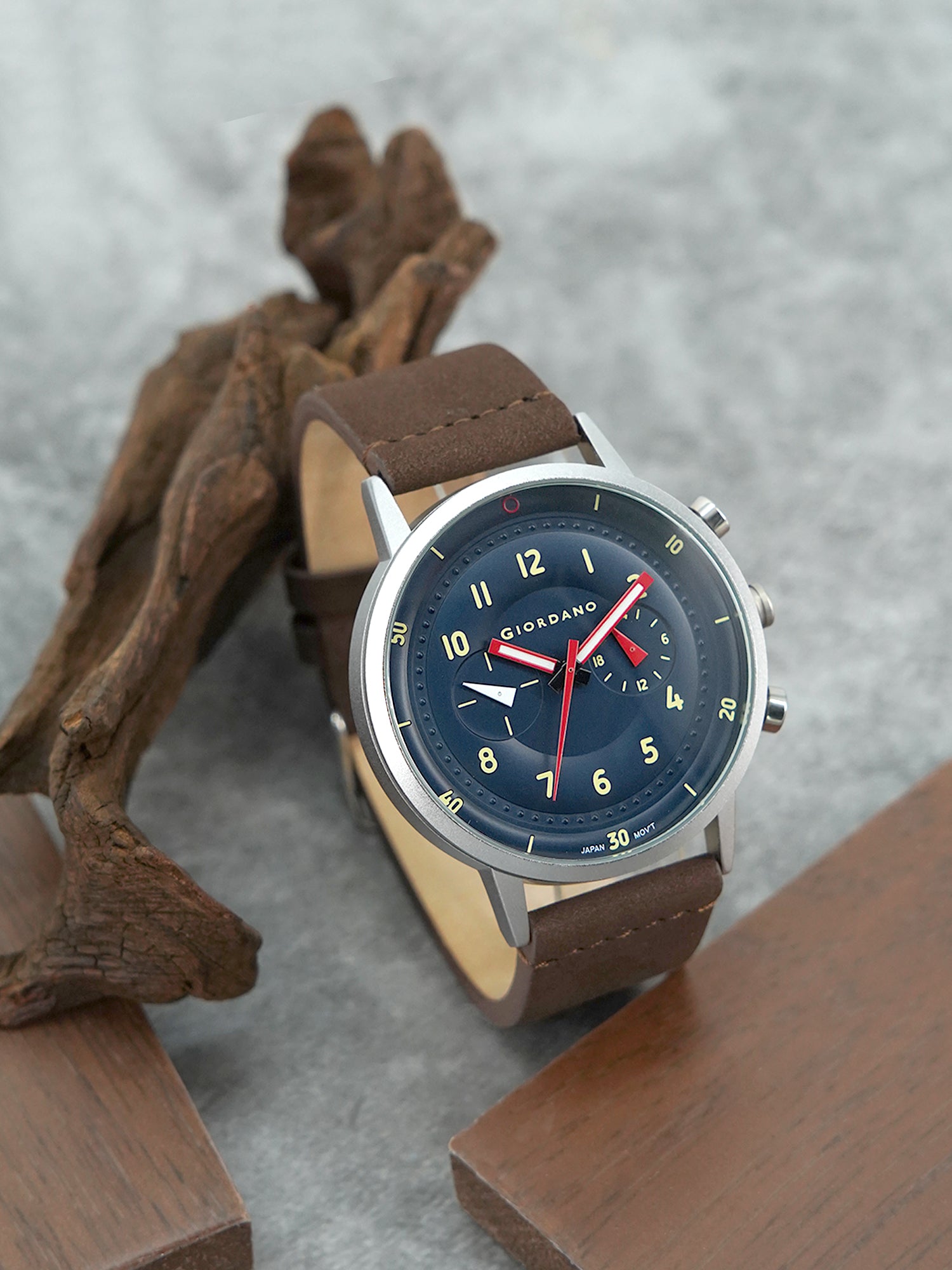 Giordano Analog Sporty Multi-Functional Watch for Men with Round Shape dial and Leather Strap | GZ-50088-03