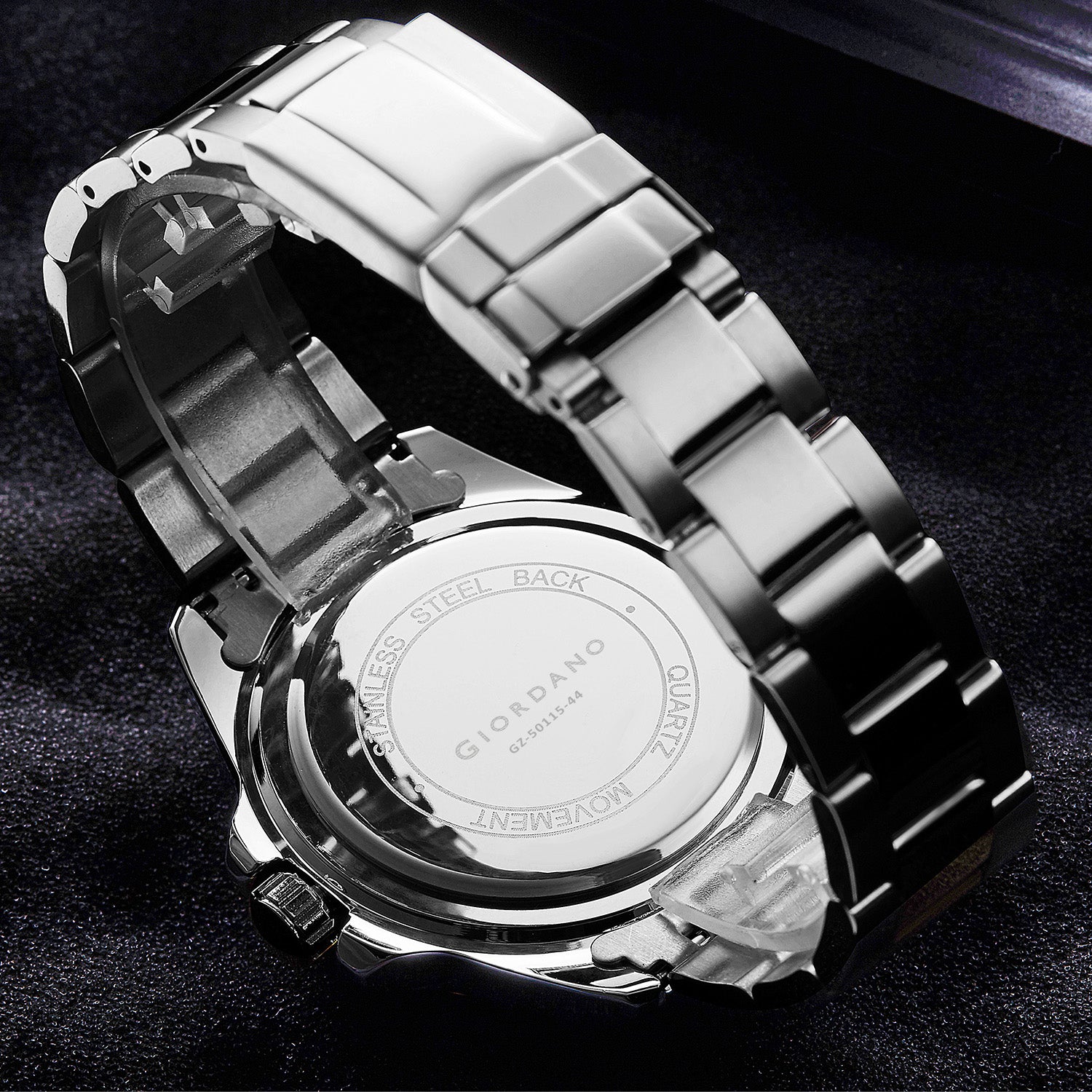 Giordano Luxurious Analog Formal Watch for Men - Textured dial with Date Magnifier Glass and Solid Stainless Steel Strap | GZ-50115-44