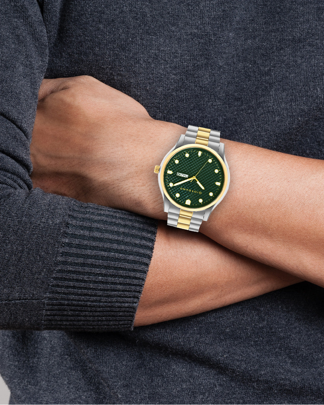 Giordano Analog Watch for Men with Two-Tone Stainless Steel Strap & Textured Dial, Day-Date Display, Elegant Casual Style | GZ-50122-11