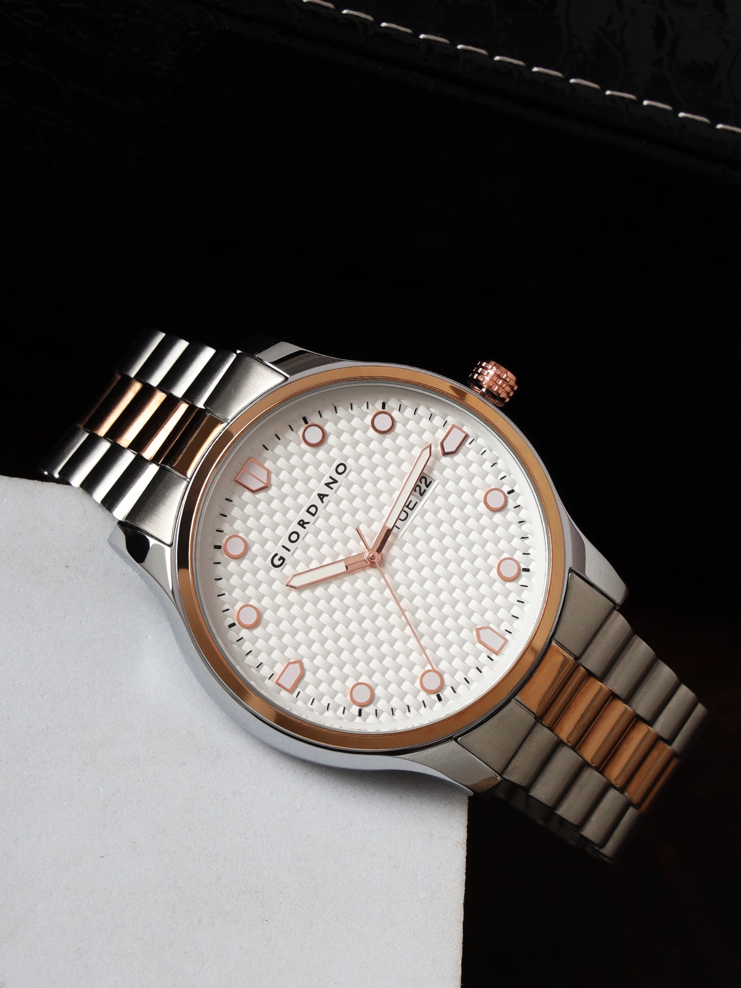 Giordano Analog Watch for Men with Two-Tone Stainless Steel Strap & Textured Dial, Day-Date Display, Elegant Casual Style | GZ-50122-33