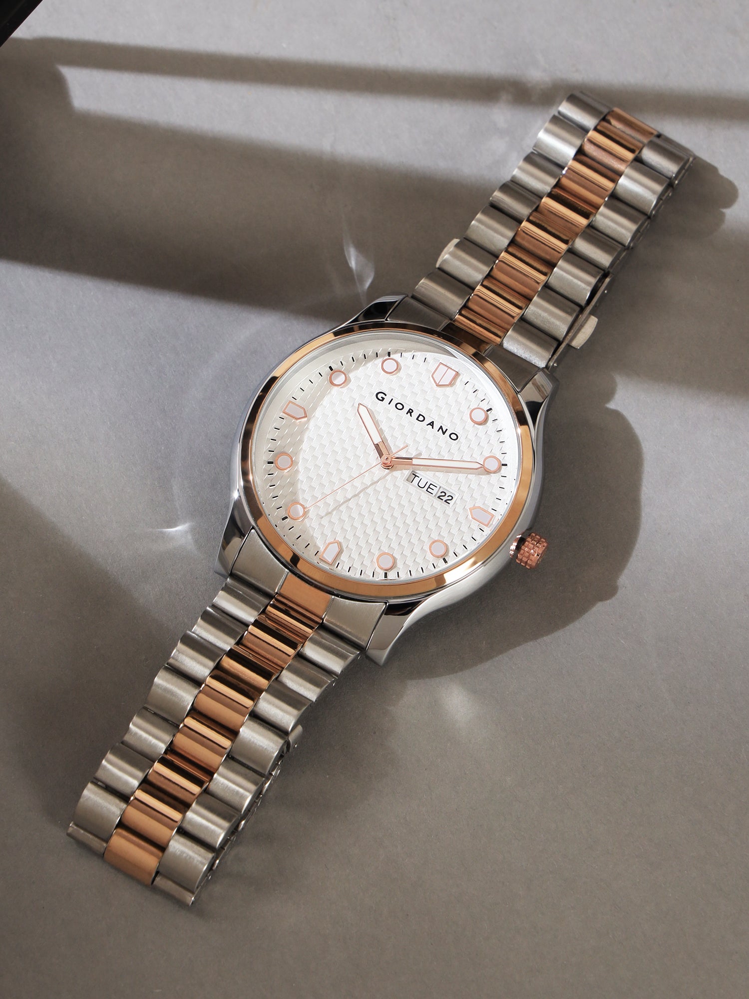 Giordano Analog Watch for Men with Two-Tone Stainless Steel Strap & Textured Dial, Day-Date Display, Elegant Casual Style | GZ-50122-33