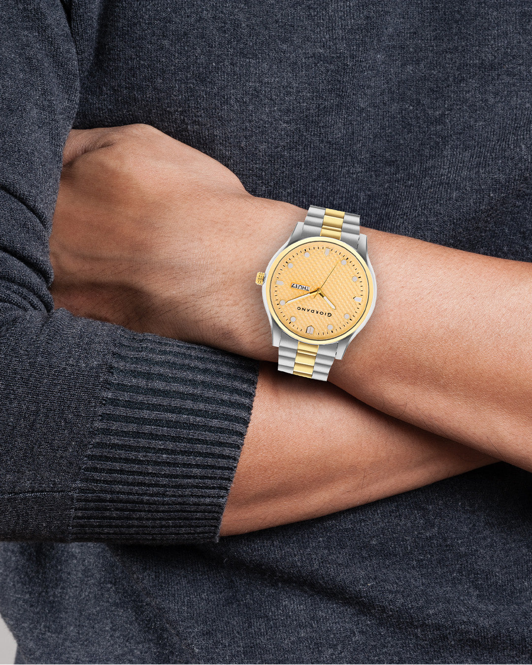 Giordano Analog Watch for Men with Two-Tone Stainless Steel Strap & Textured Dial, Day-Date Display, Elegant Casual Style | GZ-50122-44