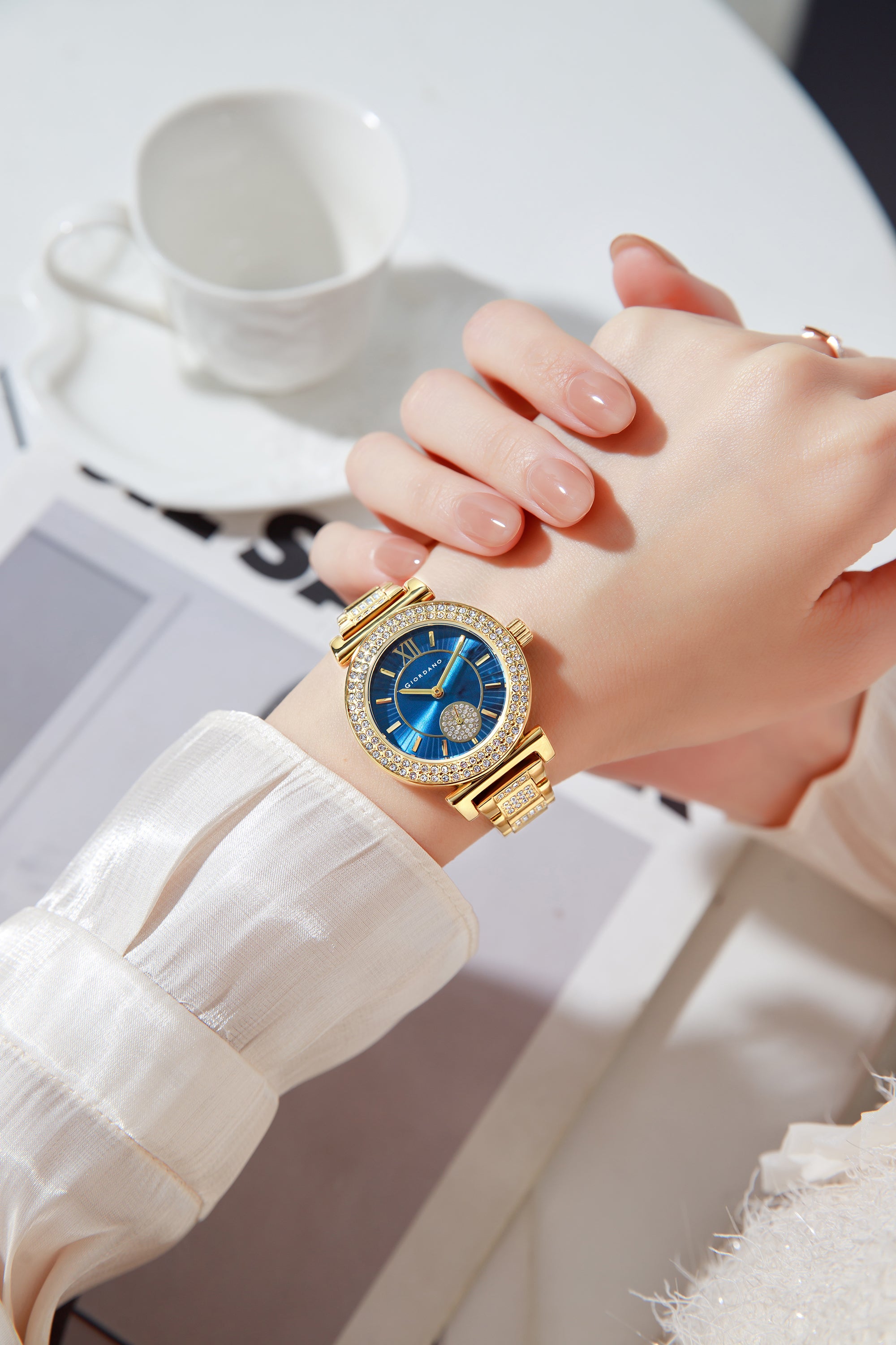 Giordano Luxury Analog Watch for Women - Elegant Crystal Design with sub dial and Diamond Studed statinless Steel Strap | GZ-60086-22