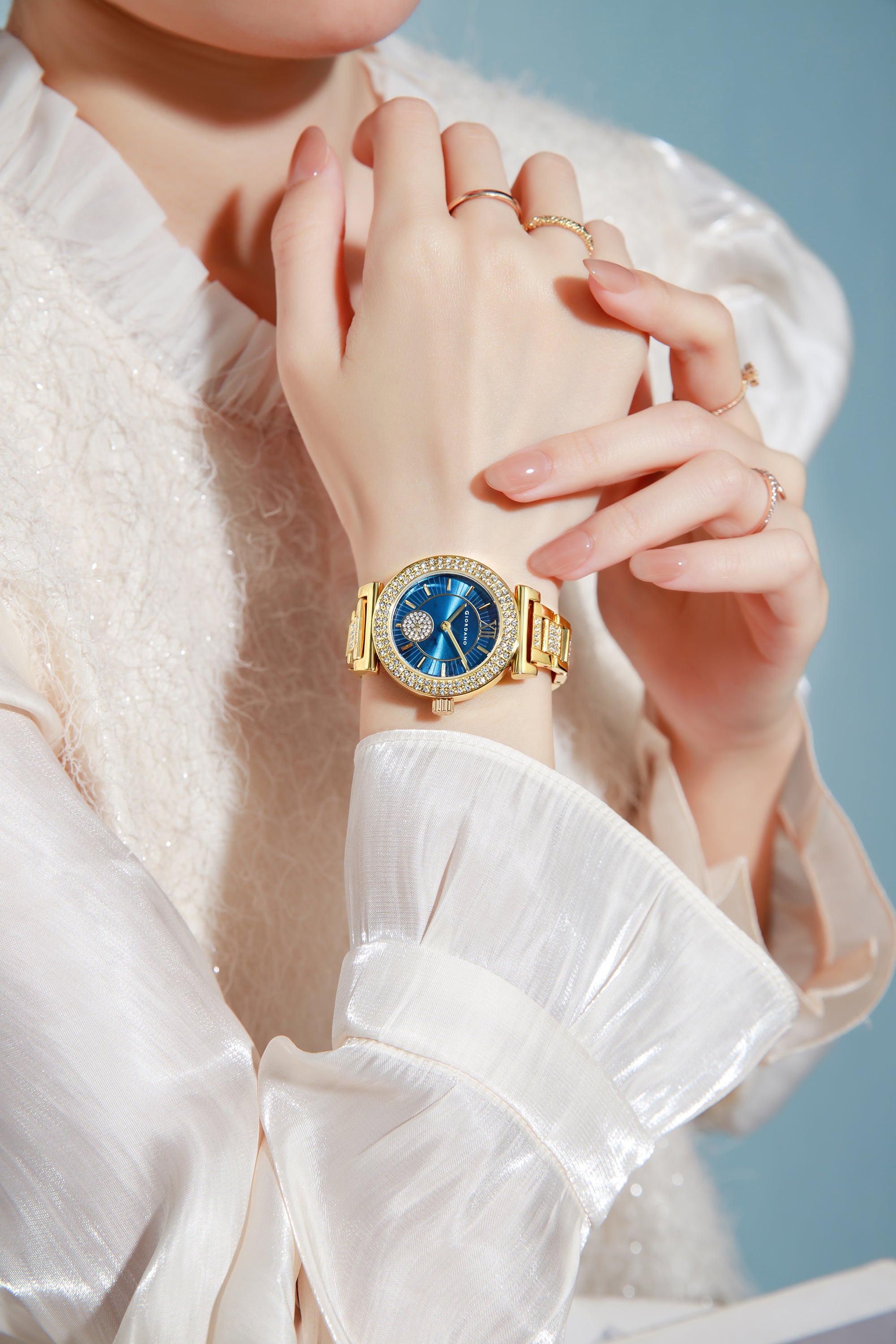 Giordano Luxury Analog Watch for Women - Elegant Crystal Design with sub dial and Diamond Studed statinless Steel Strap | GZ-60086-22