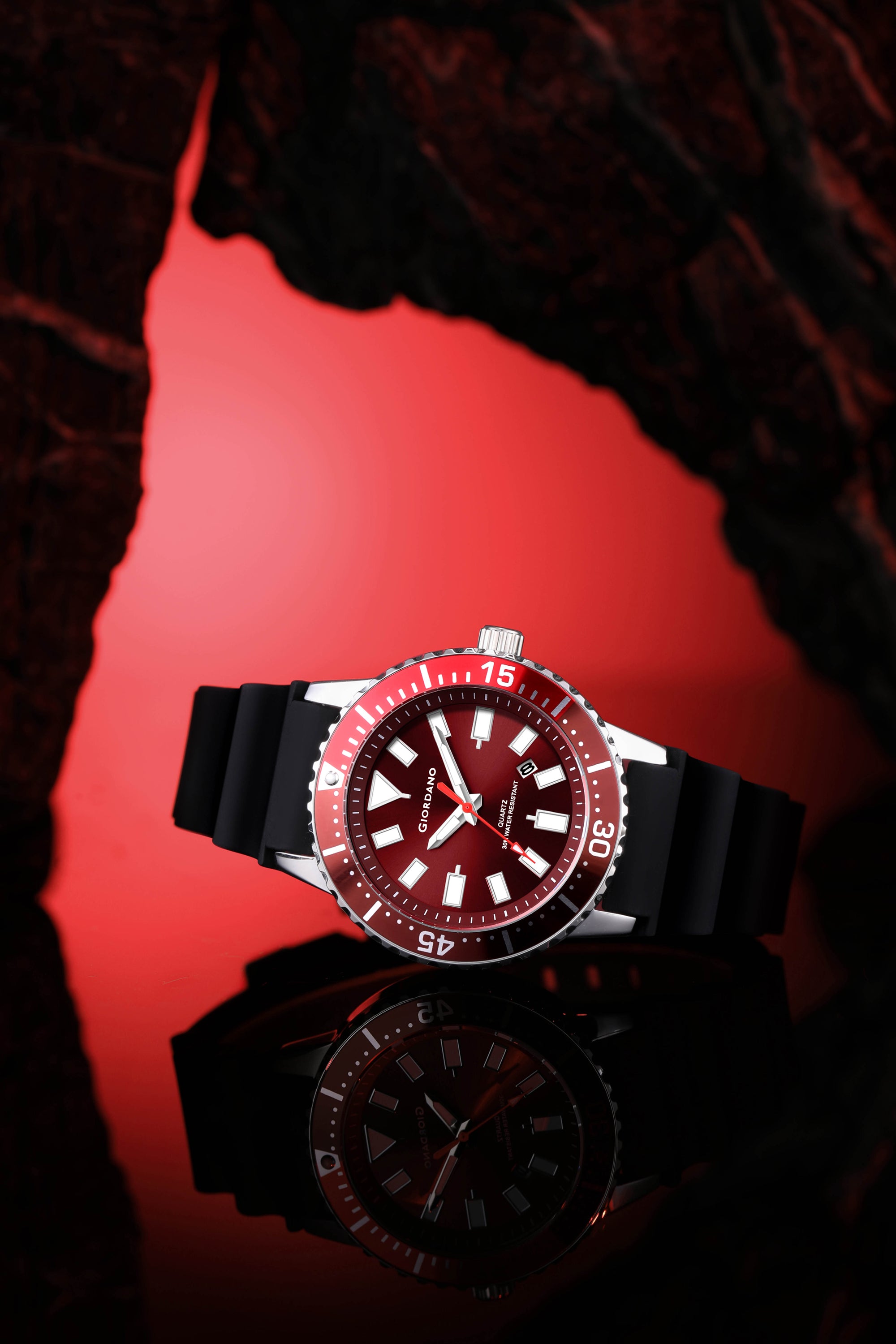 Giordano Analog Wrist Watch for Men Stylish Silicon Strap with Water Resistant 3 Hand Mechanism for Men and Boys to Compliment Your Look/Ideal Gift for Male | GZ-50103-01