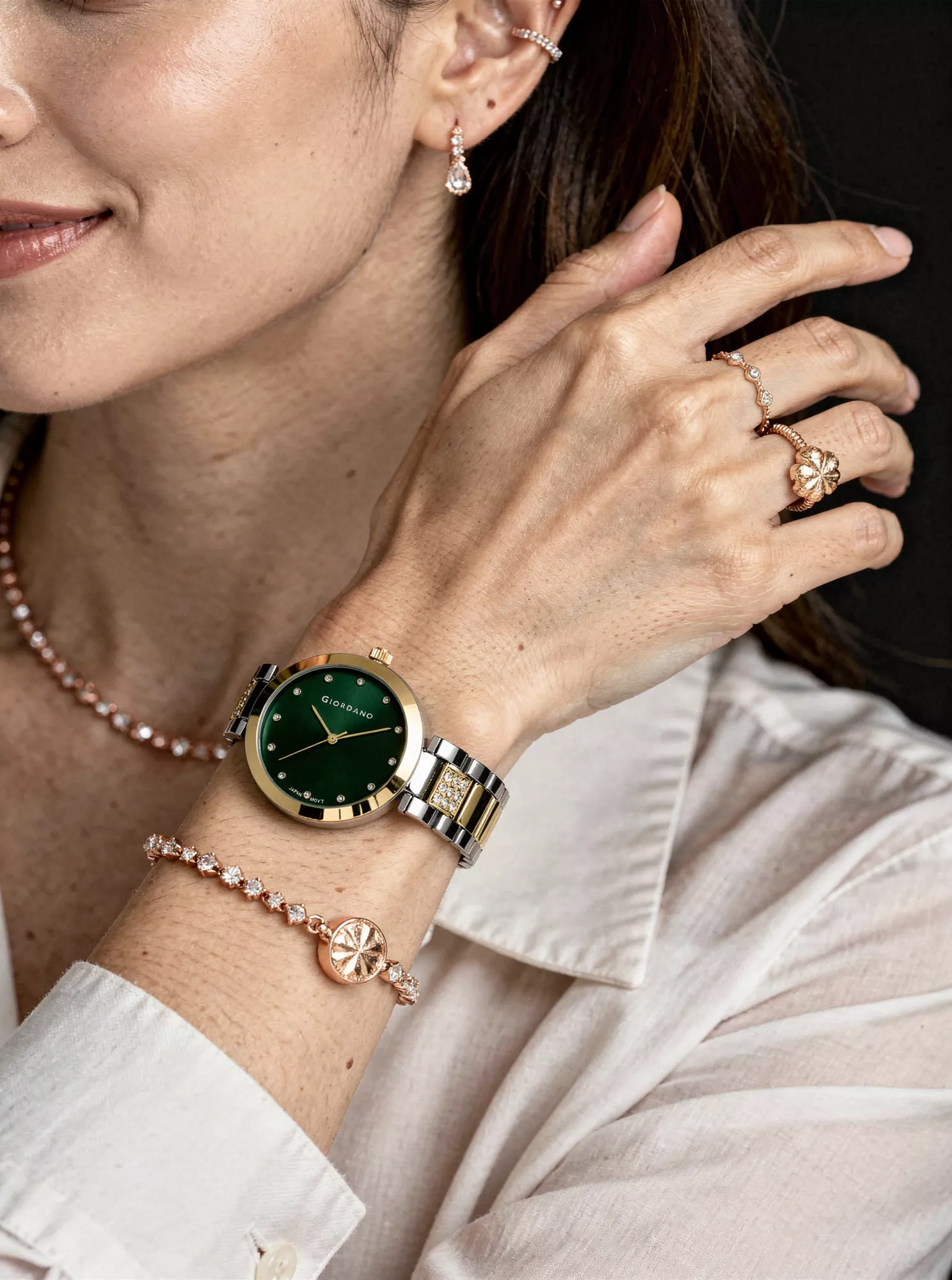 Giordano Eleganza Collection Analog Watch for Women with Crystal-Studded Strap & Diamond Indices-A2037-88