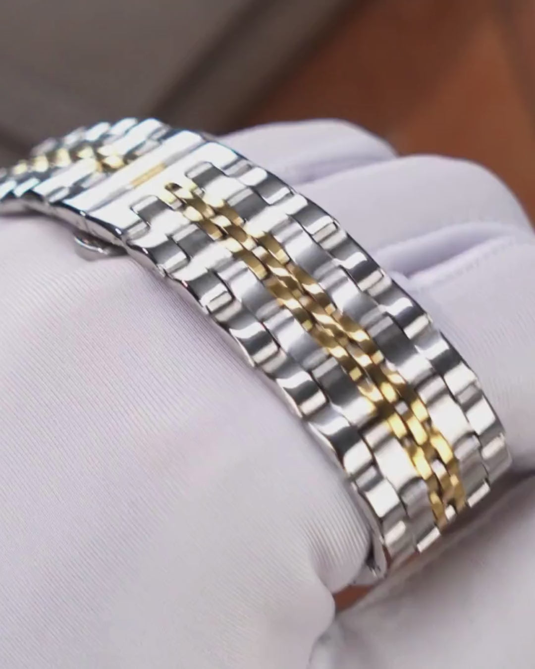 Giordano Multi Function Watch For Men With Square Green Dial, Stainless Steel Strap And Date Display GZ-50138-55