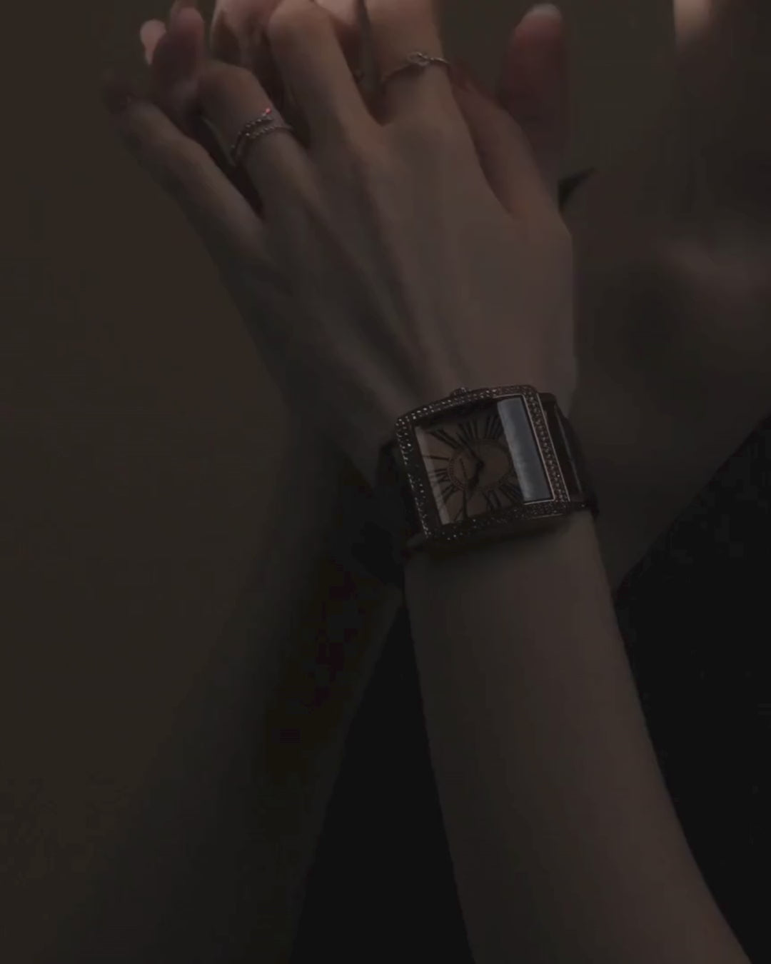 Giordano Elegant Watch for women Crystal-Studded Square Dial,  Leather Band,  Roman Numeral Dial-GZ-60091-03